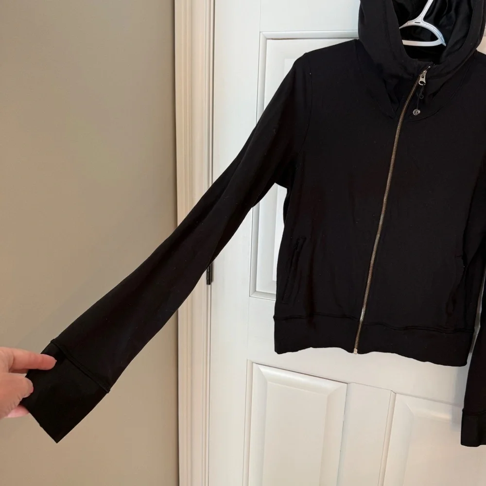 Lululemon Press Pause Jacket Black 45664